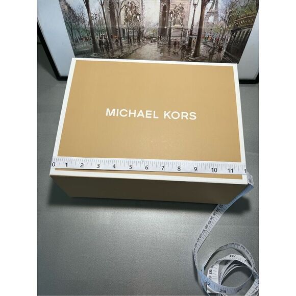 Michael‎ Kors Gift Box Medium - Picture 5 of 7